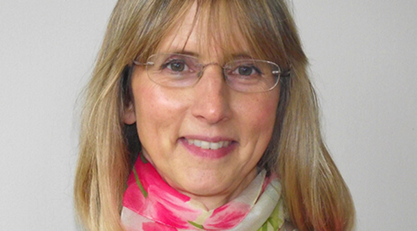 Guest Blog from Mid Life Nutritionist Penny Crowther: 6 ways to better skin in peri menopause
